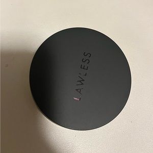 Lawless face loose setting powder